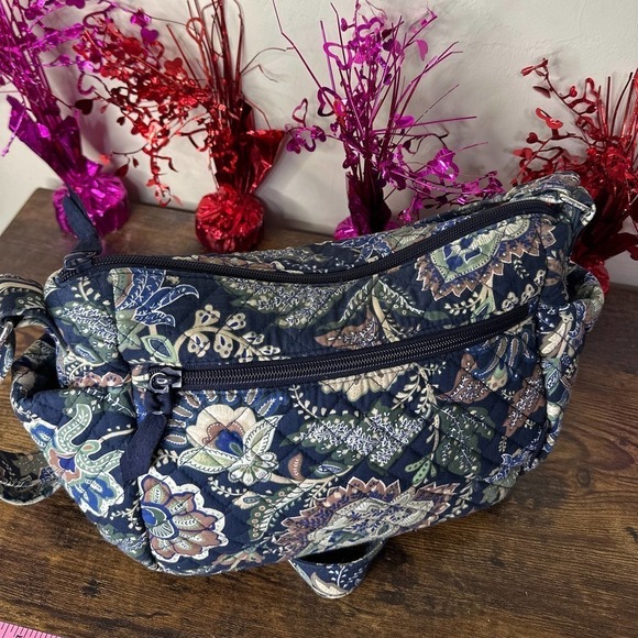 VERA BRADLEY Recycled Cotton On the Go Crossbody - Picture 4 of 8